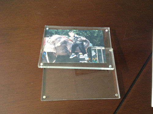 High Transparent Magnetic Acrylic Photo Frames For Office , Waterproof